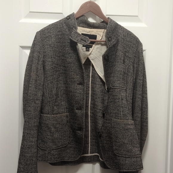 Banana Republic, 12, Black and off white Chevron pattern - Picture 5 of 5